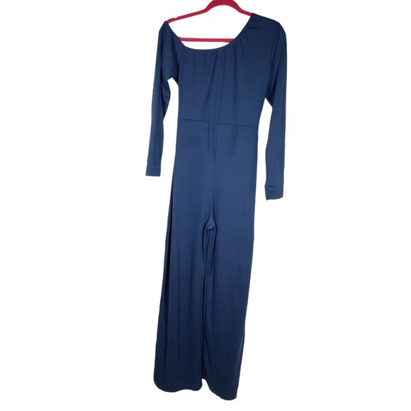 Pretty Little Thing Women's size 10 Blue Long Sleeve Off Shoulder Jumpsuit - Picture 4 of 9